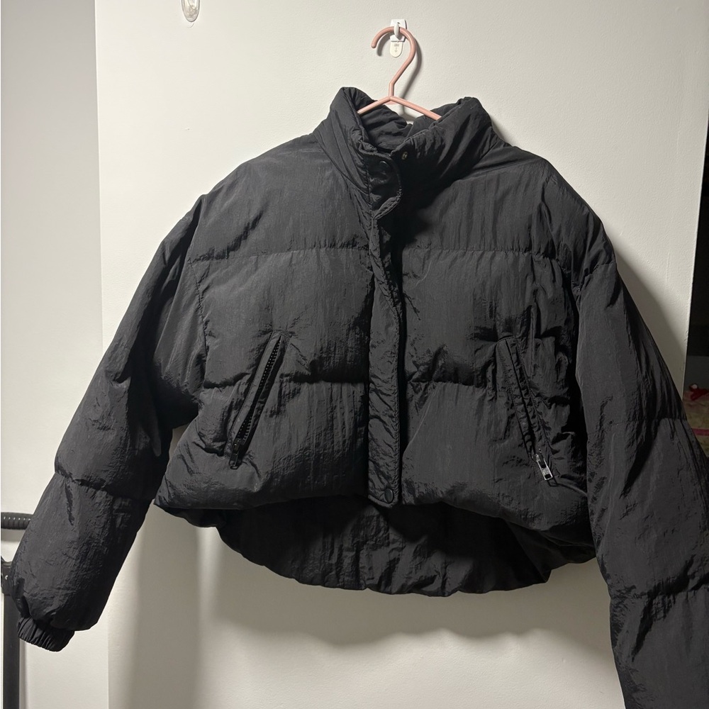 BooHoo Black Cropped Puffer Jacket
